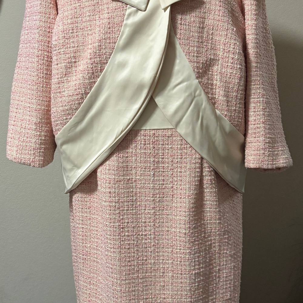 Barbie x Unique Vintage Dress Pink Tweed with Cream Satin Accents Size 4X/22-24